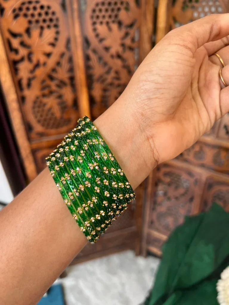 Rain drop bangle - green
