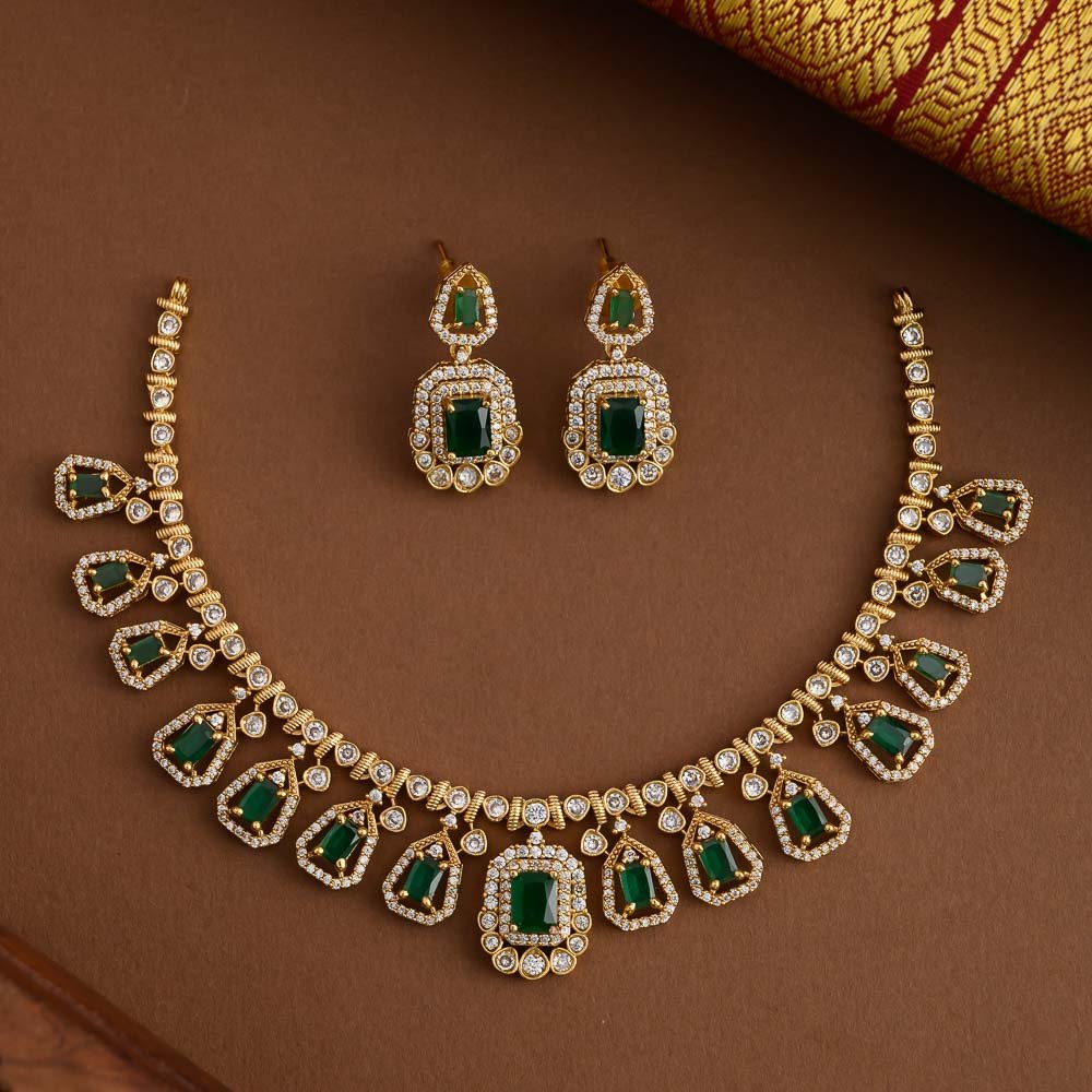 Viola American diamond neckpiece set