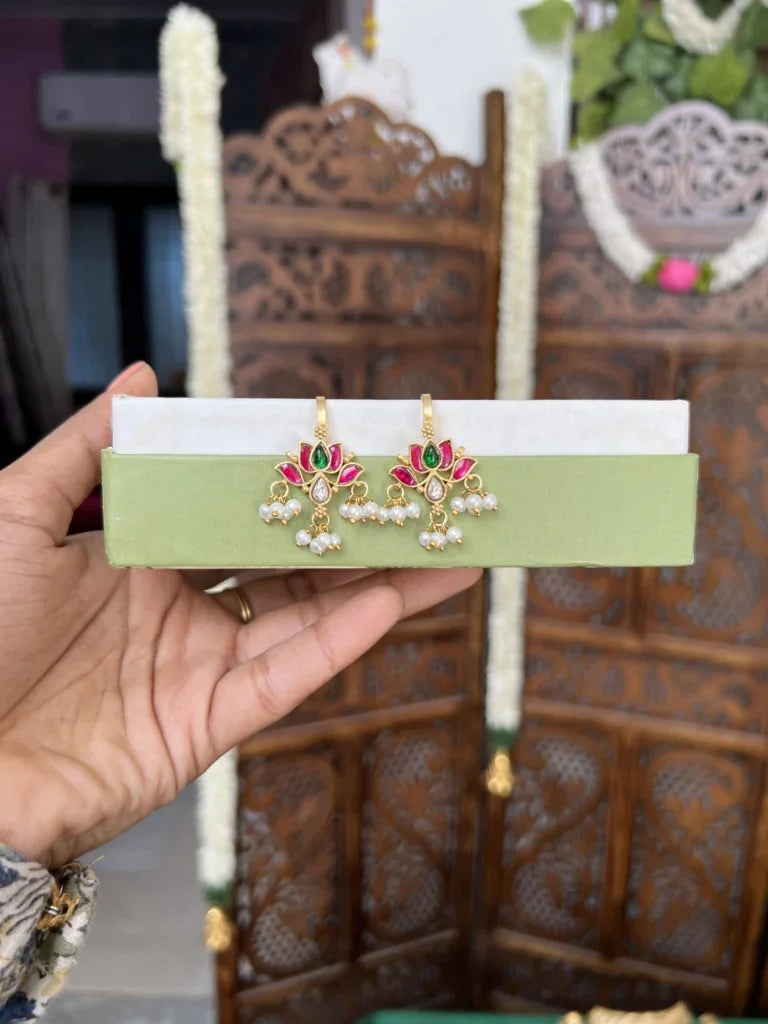 Bugadi earrings - nayanthara