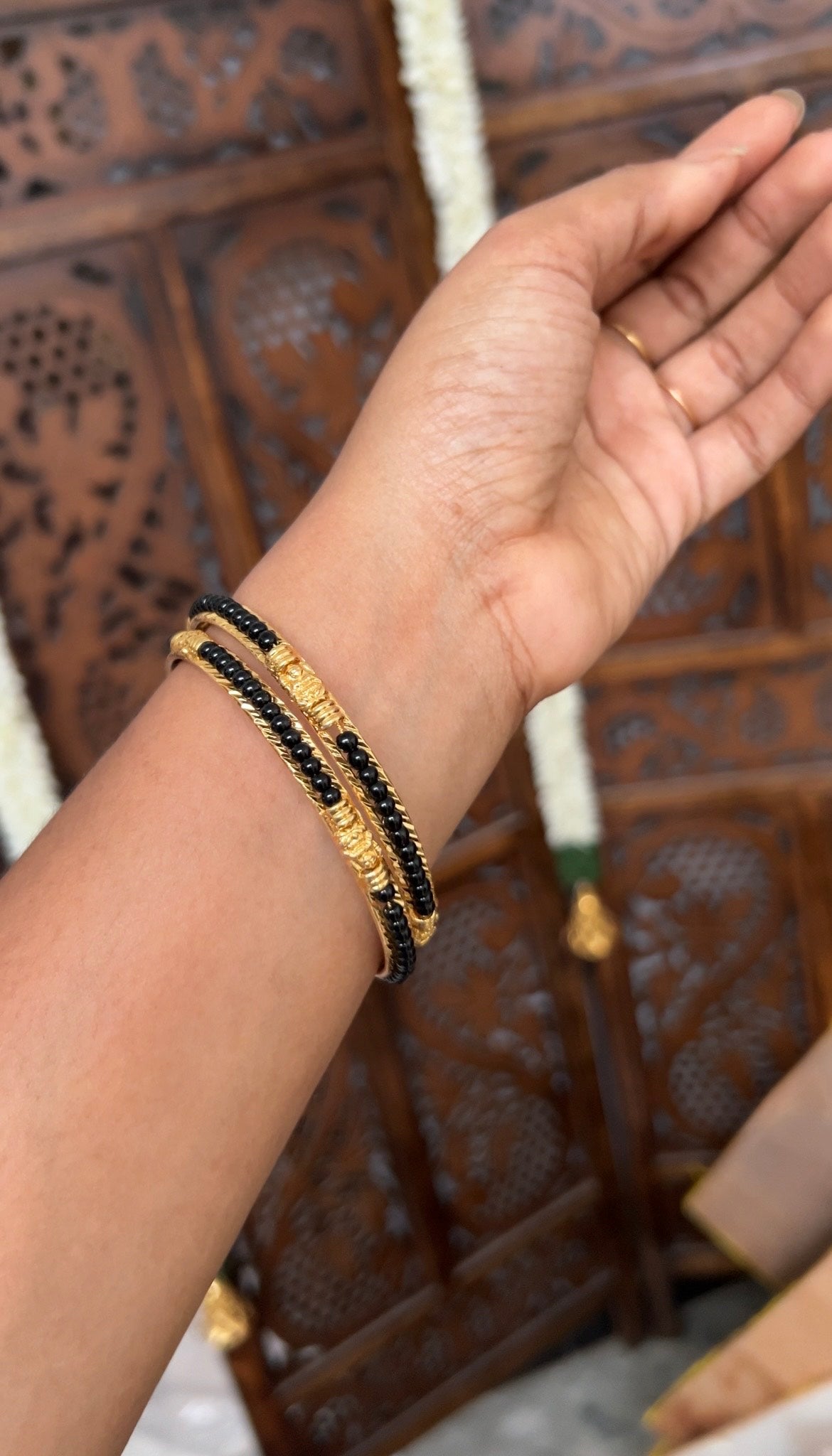 Lakshmi black beaded bangles - Ponn
