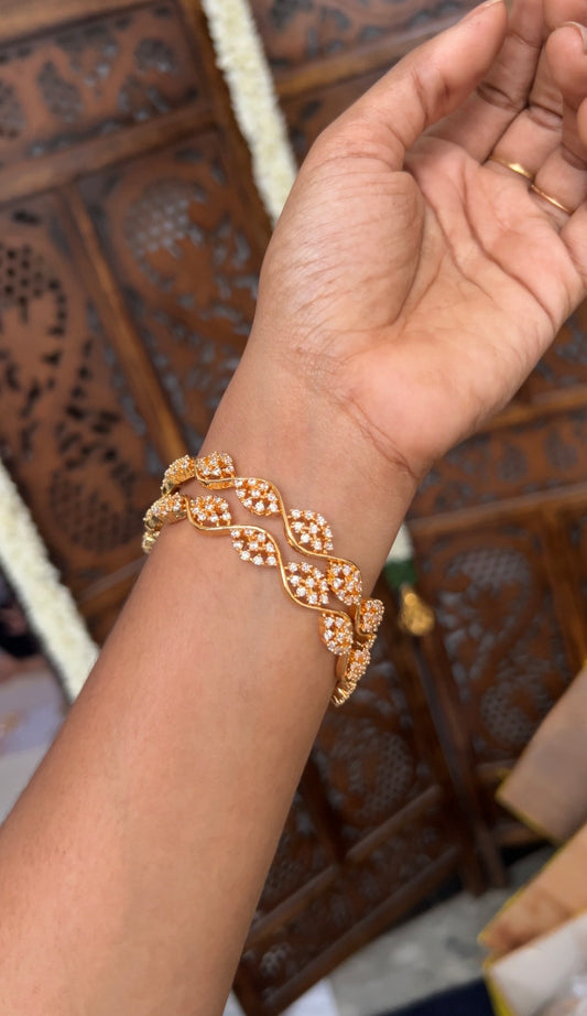 Floral bangles - Ponn - Thara