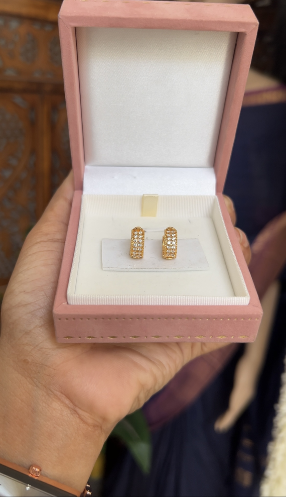Hoop earings