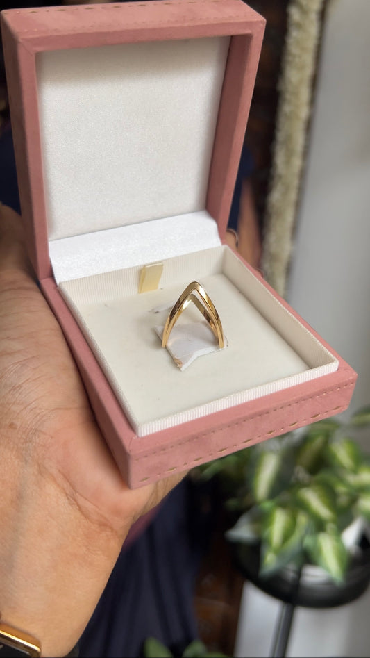 V ring