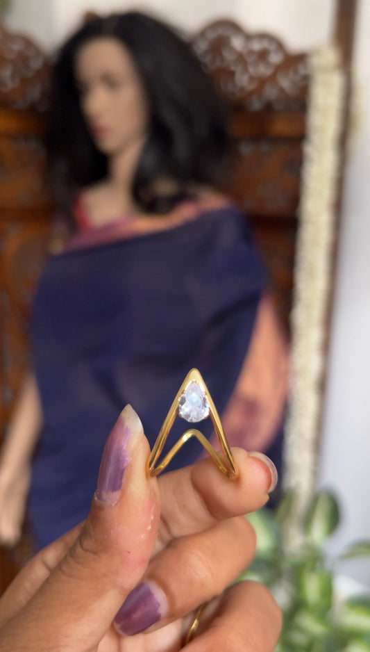 V ring