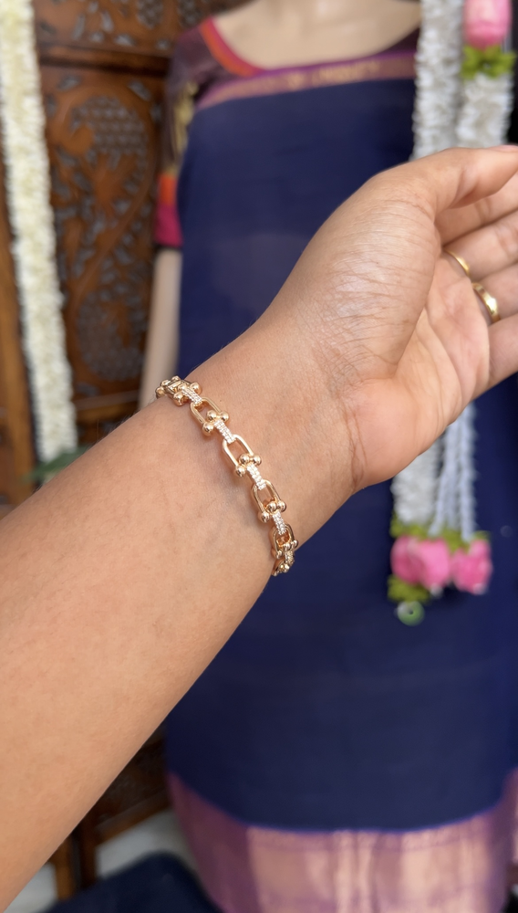 Bracelet -gold