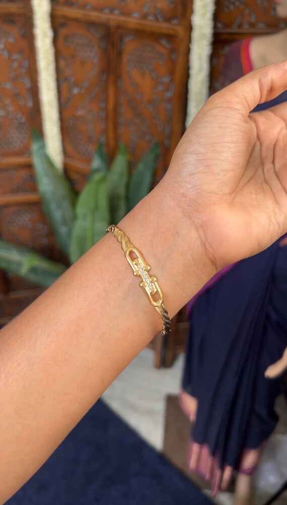 Bracelet - gold