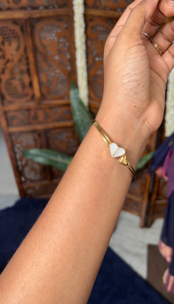 Bracelet - gold