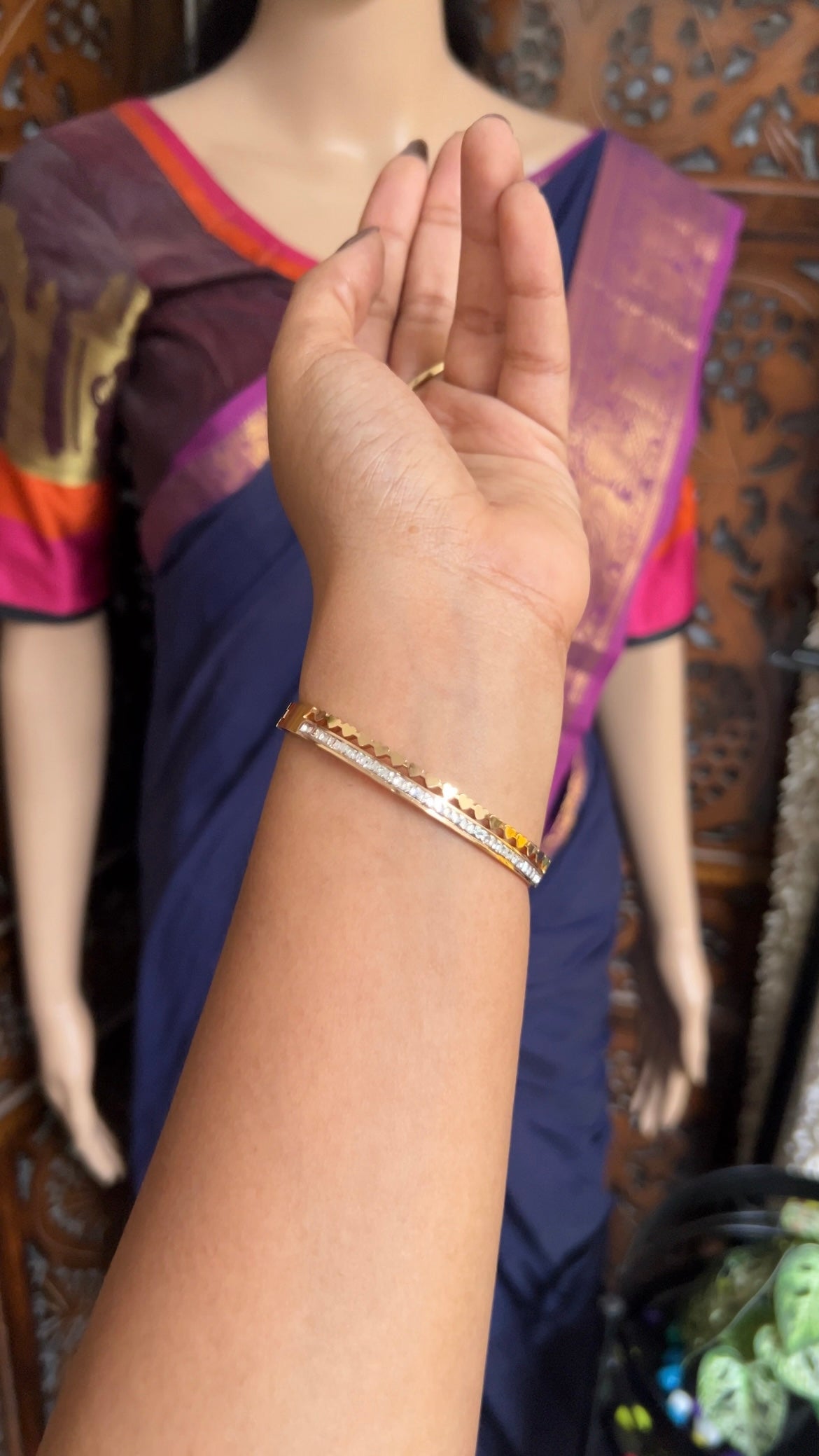 Bracelet