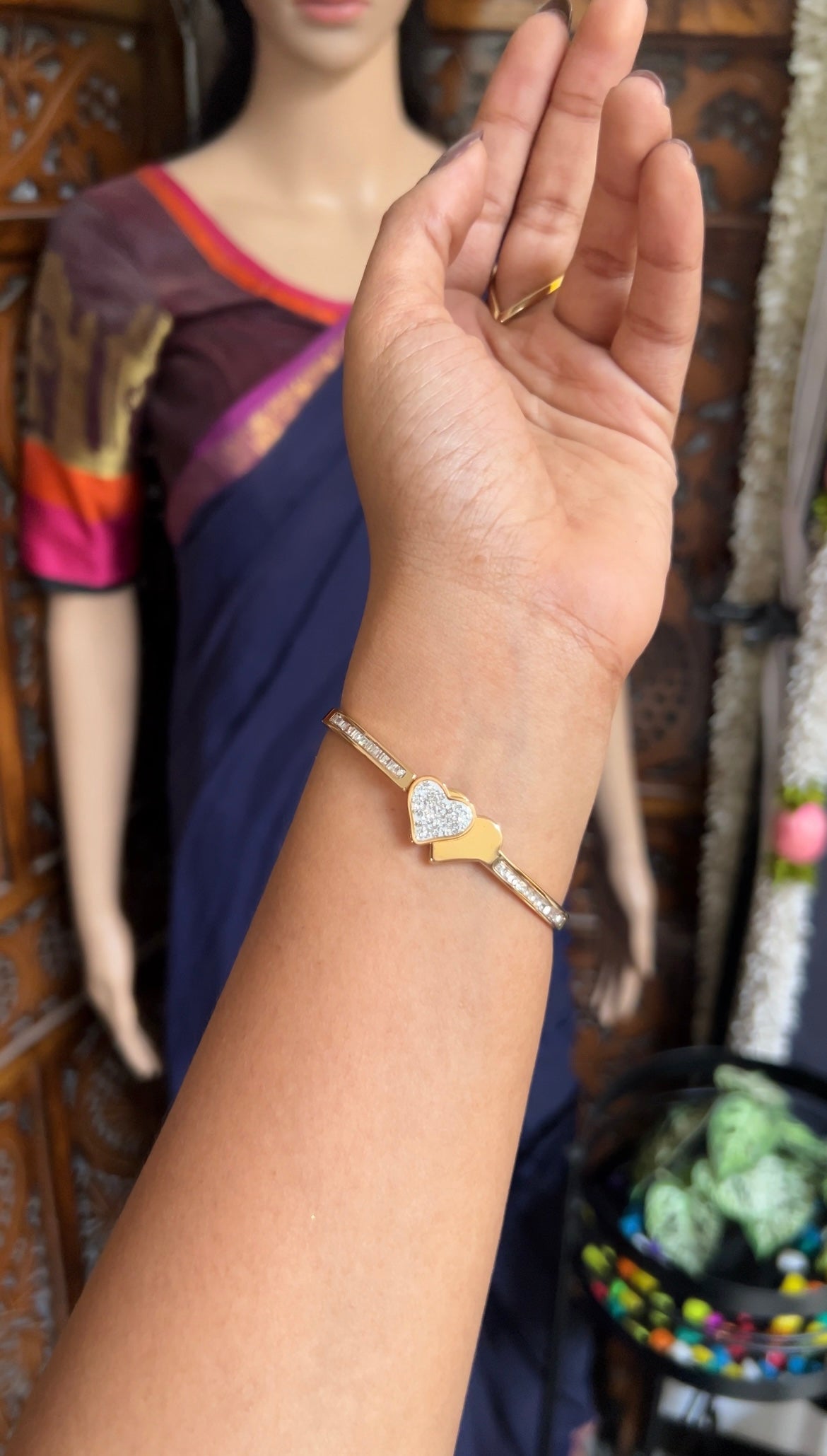 Bracelet