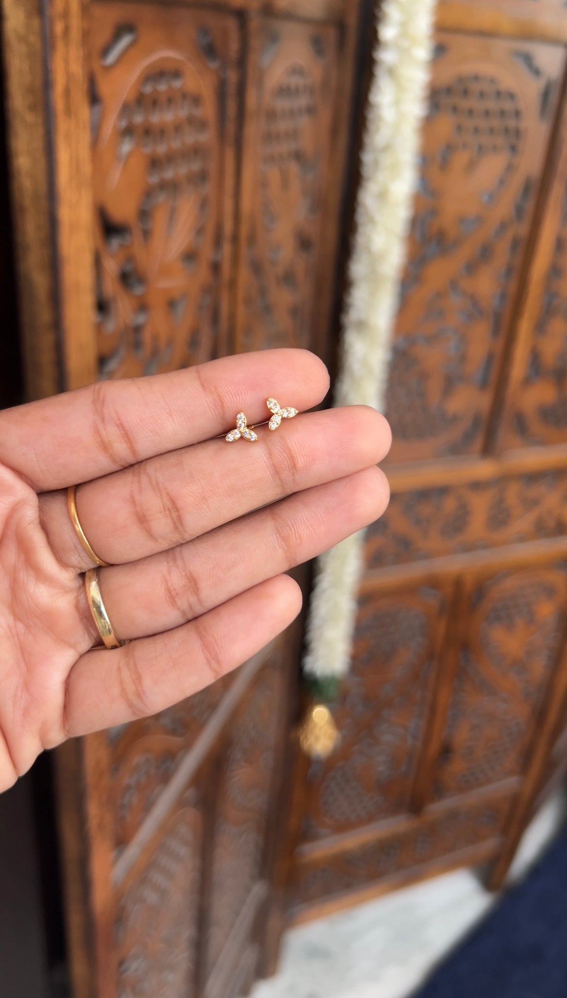 Baby -earstud