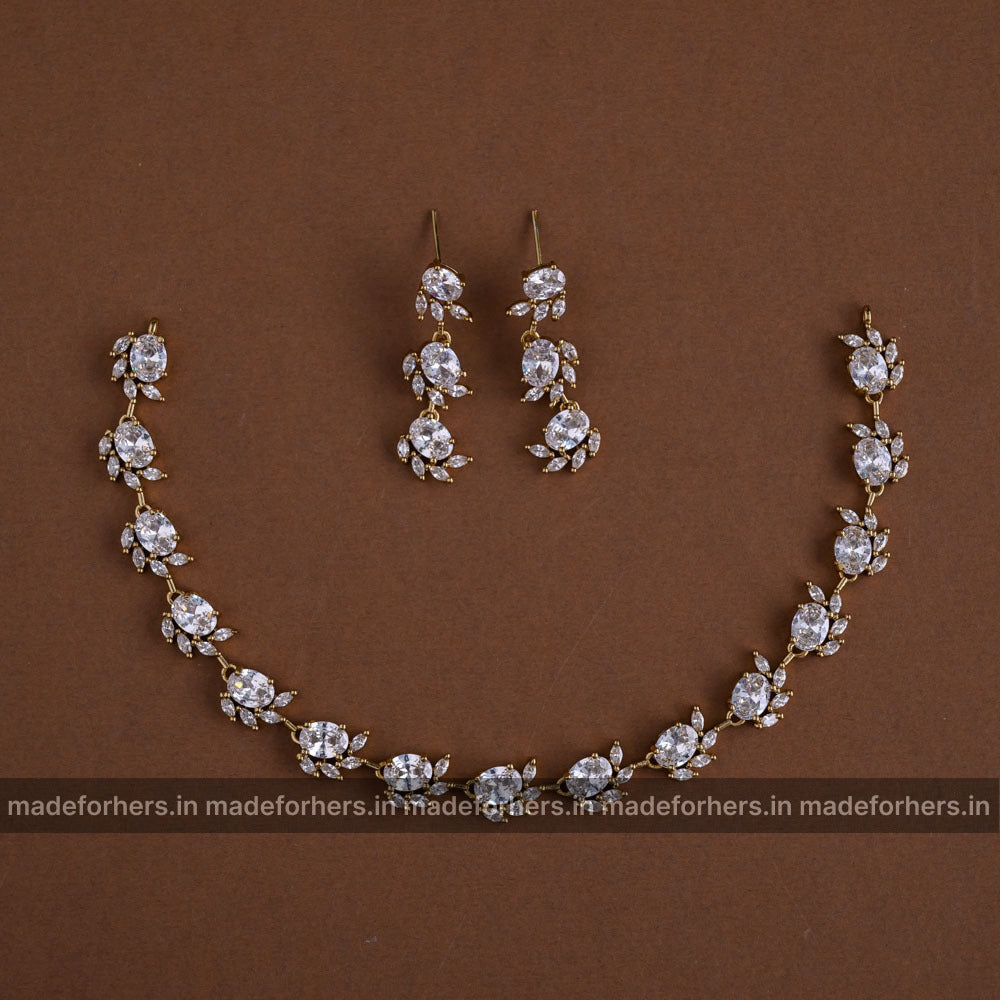 NECKPIECE