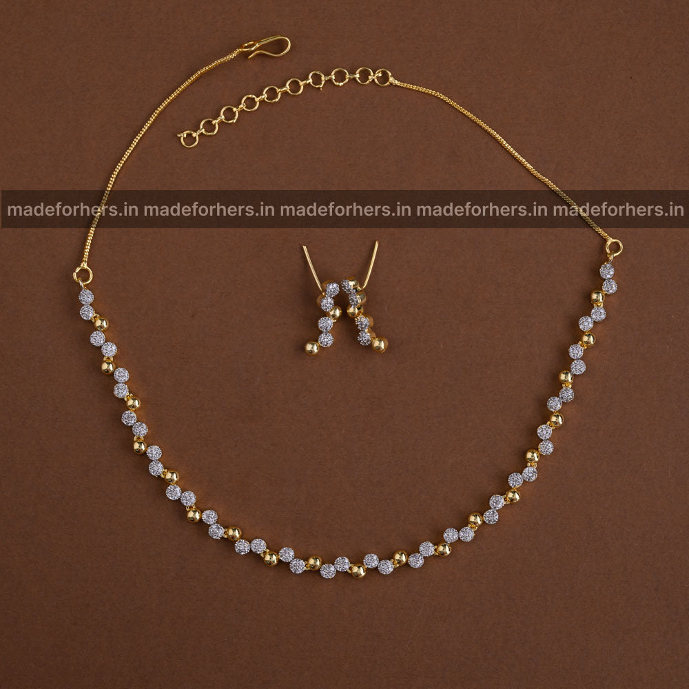 NECKPIECE