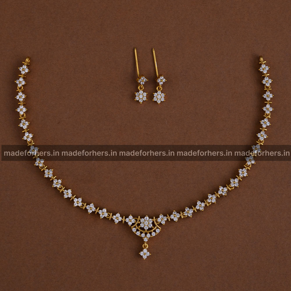 NECKPIECE