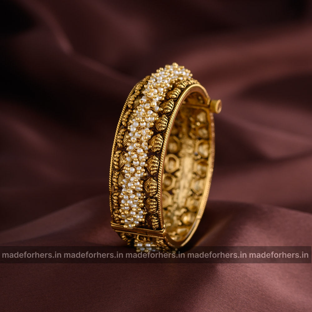 Single -openable kadaa bangles