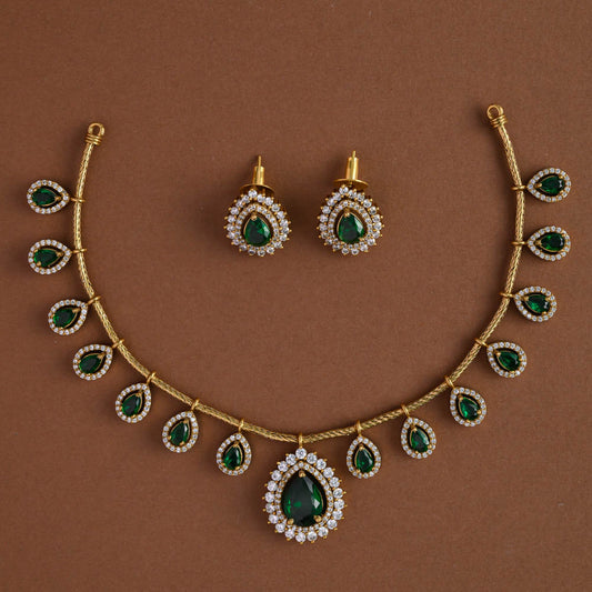 Anvika neckpiece