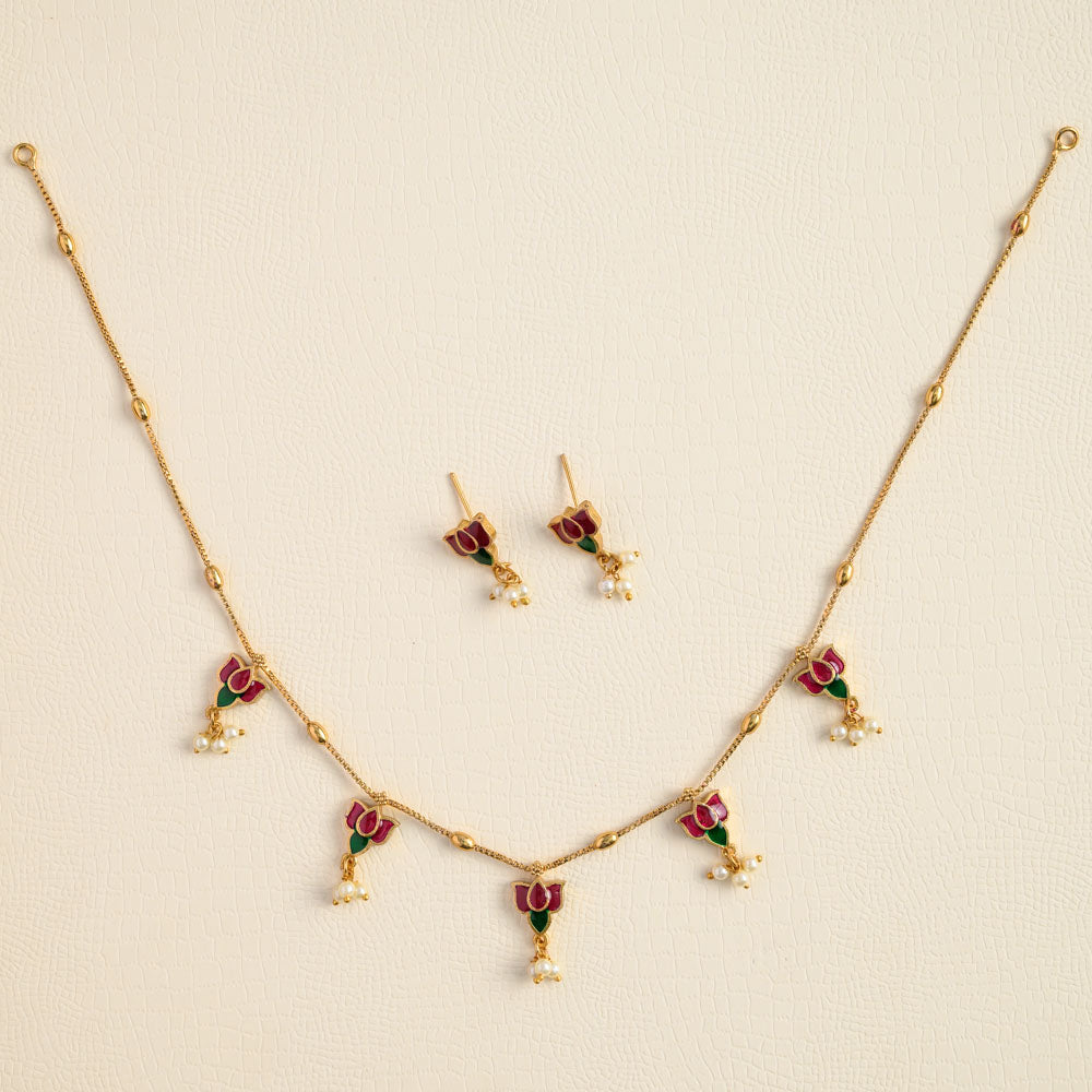 tamara neckpiece