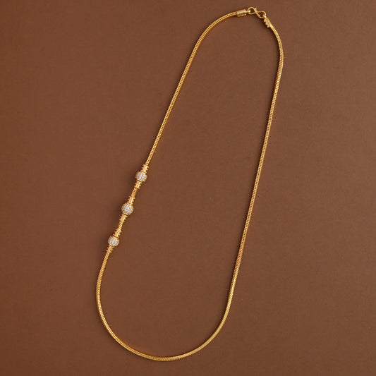 Mugappu chain White Stone