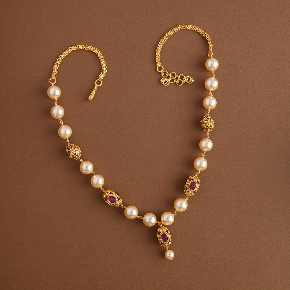 Angaraka Green Ruby balled Chain