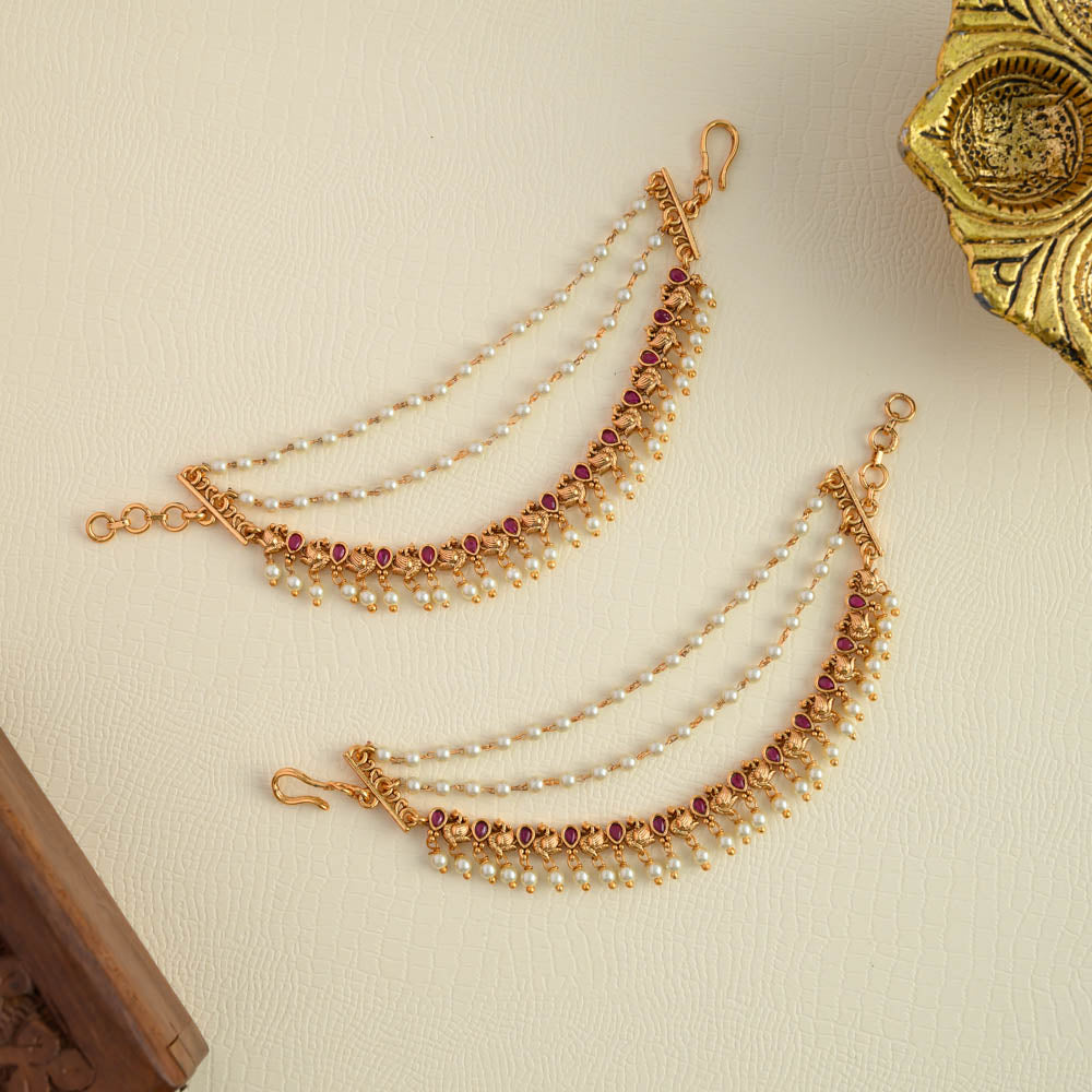 Peacock ruby Earchain