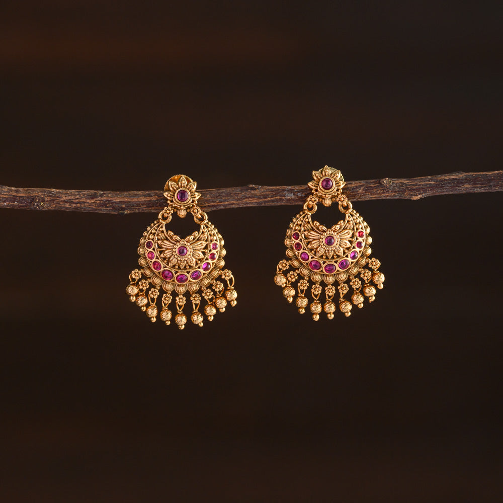 Floral chandbali earring - Ruby