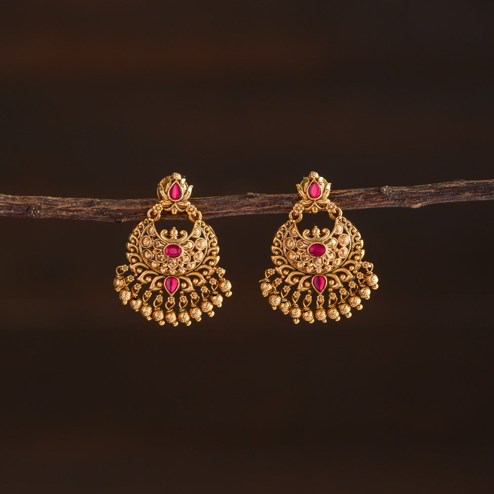 Tamara chandbali earring