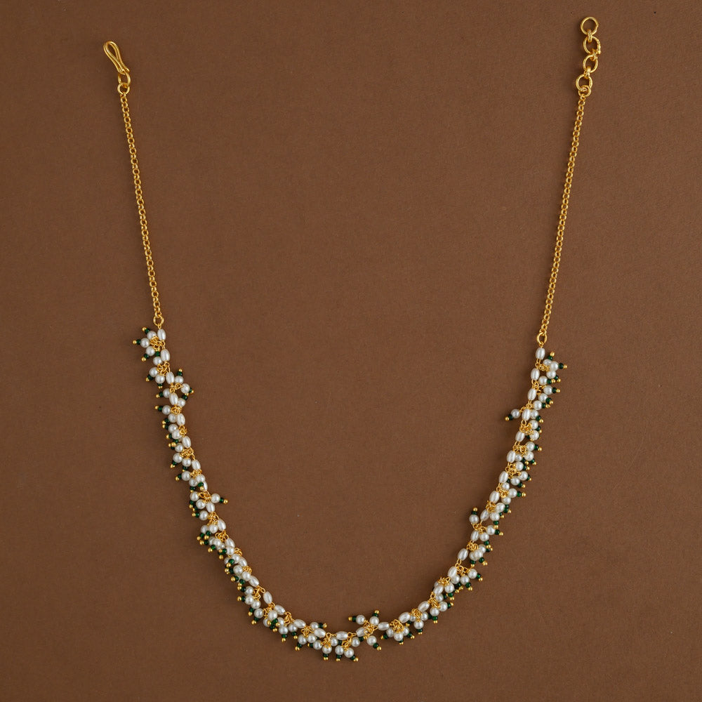 Pearl neckpiece green- kanakam