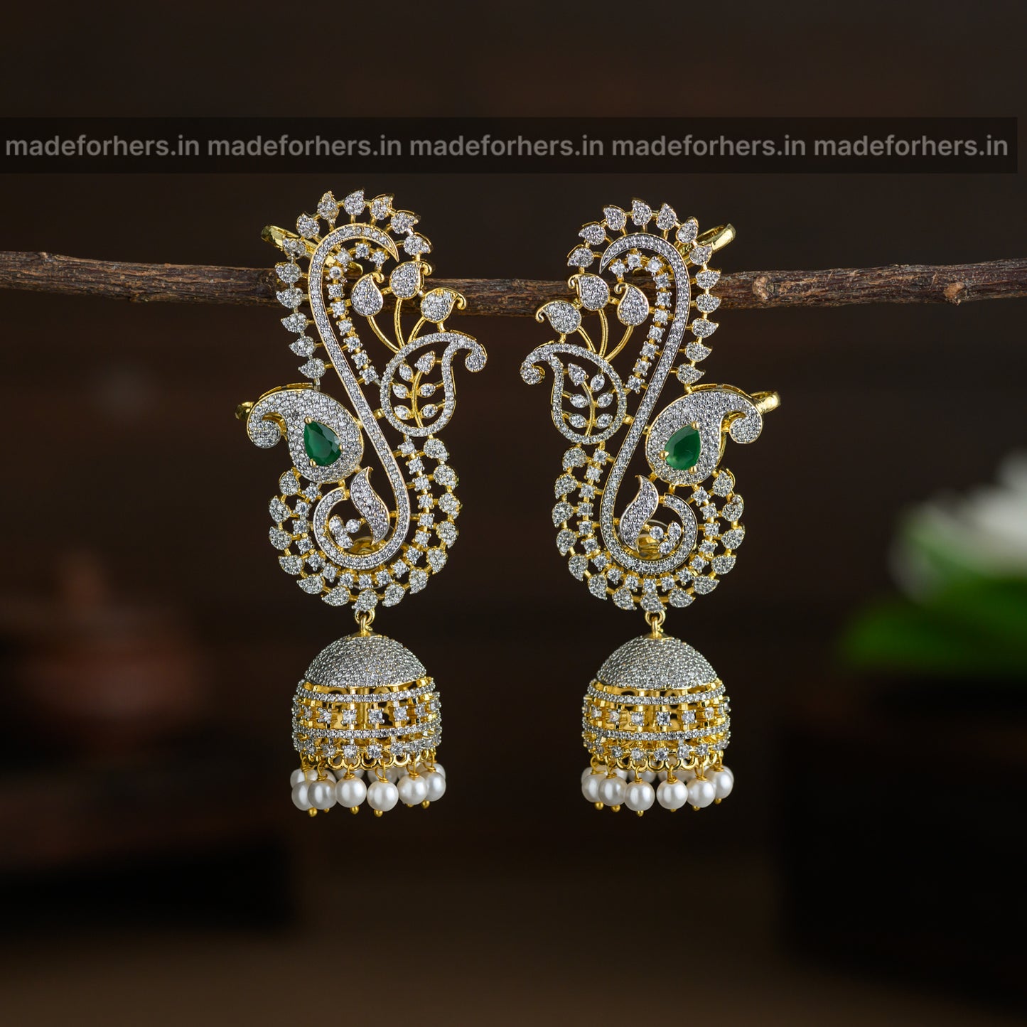 Earstud