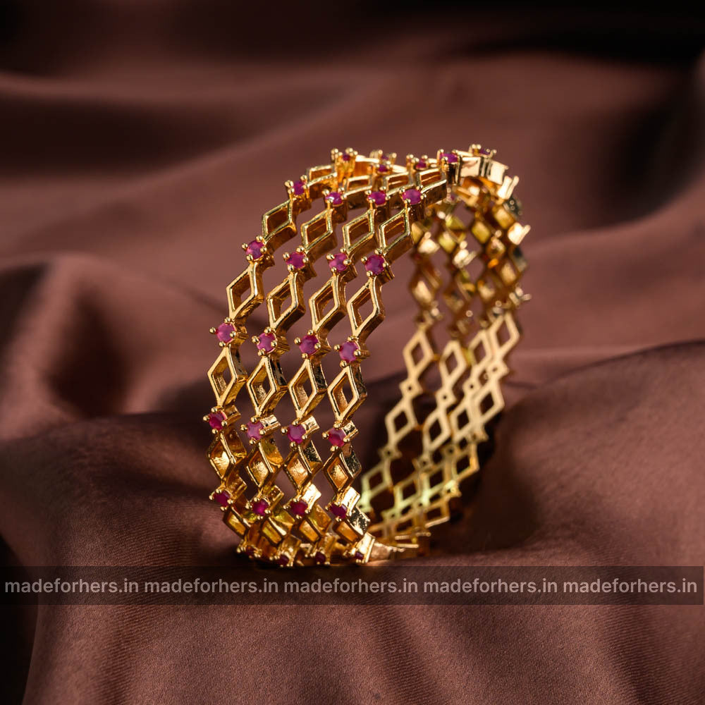 Vintage katli Bangles - ruby