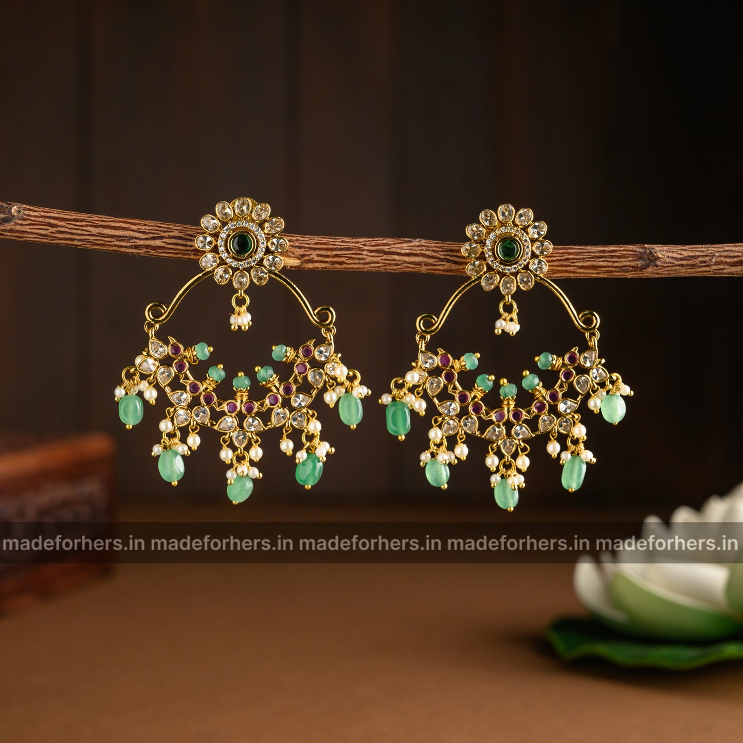 Chandbali earring