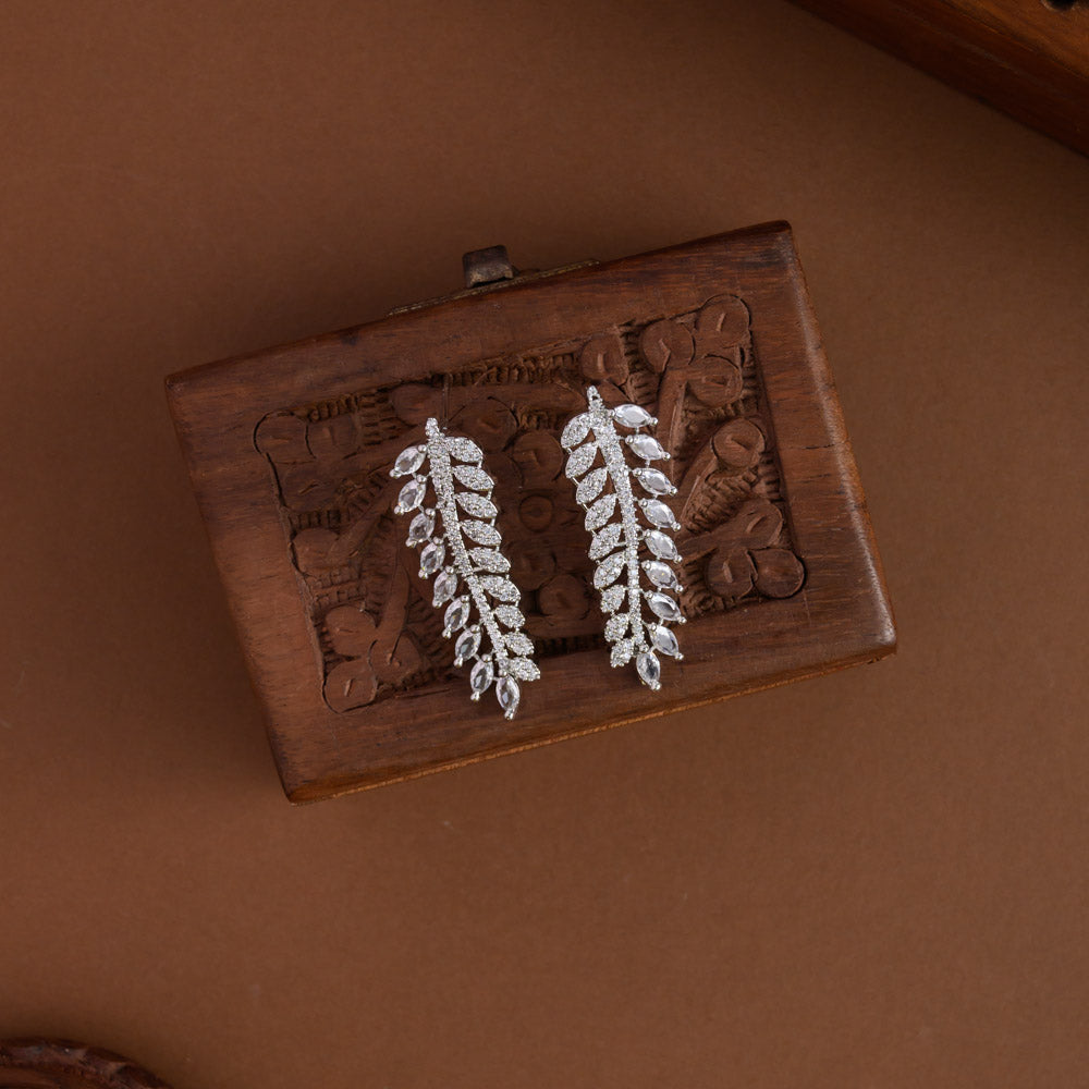 Nyra neckpiece - hasli