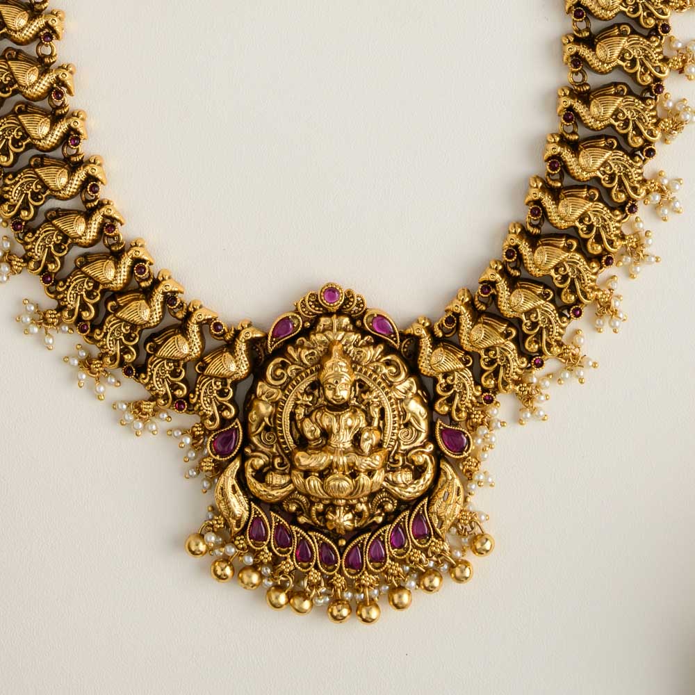Panchami nagas haaram