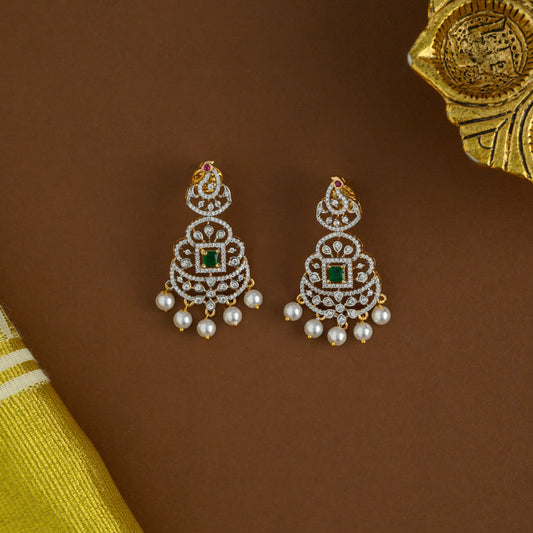 Venus charm neckpiece