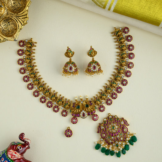 Neckpiece