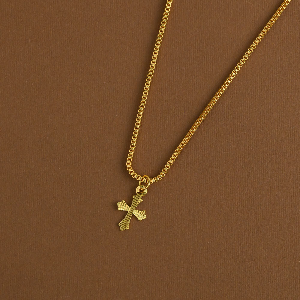 Mid length pendant chain
