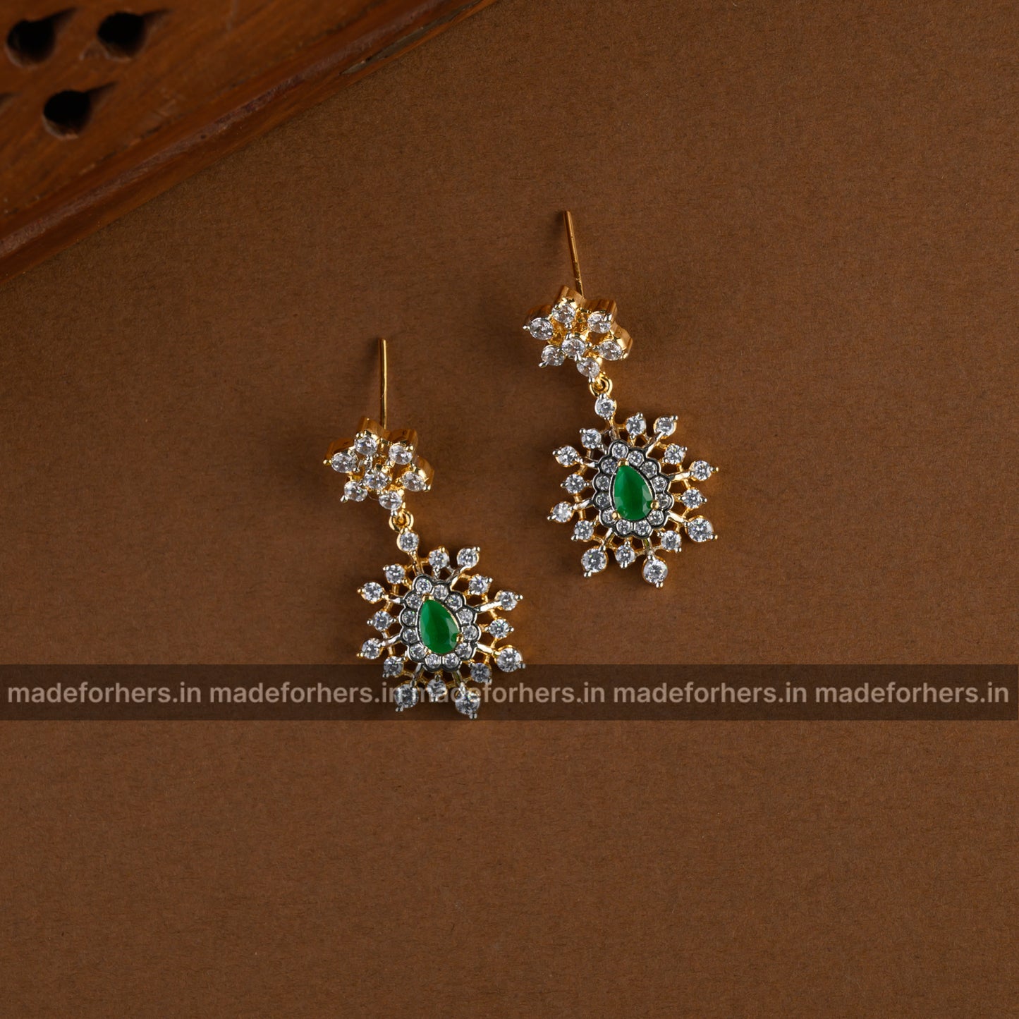 Rosaline Neckpiece - green - Emerald