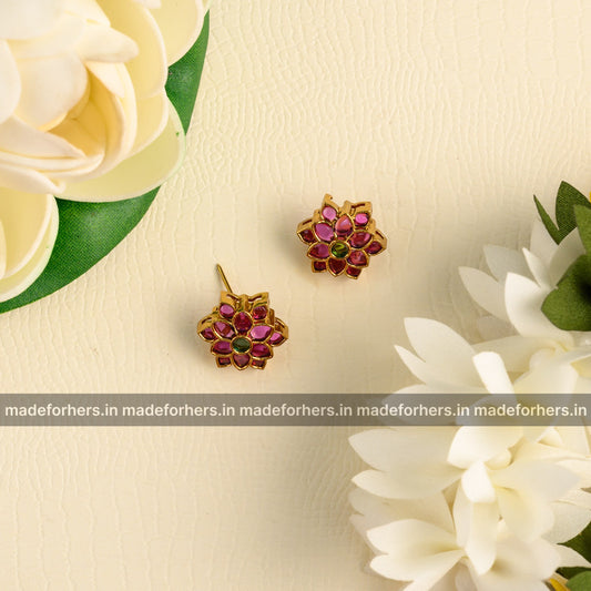 Chamundi kempu floral attigai