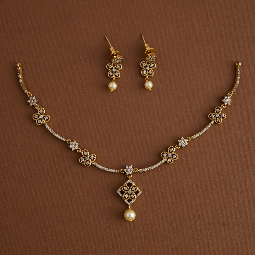 Floral mittai chain