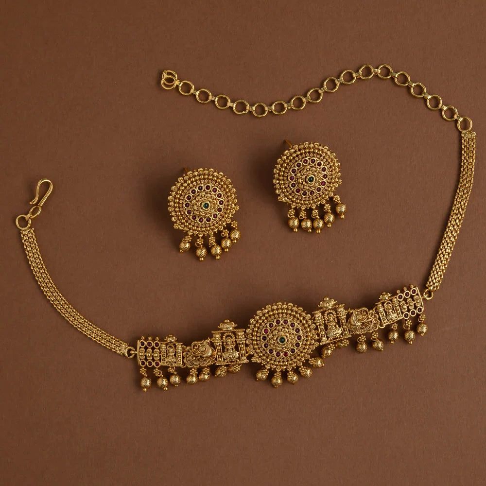 Muthazhagi choker