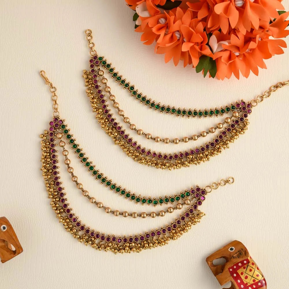 Adhidhi earchains