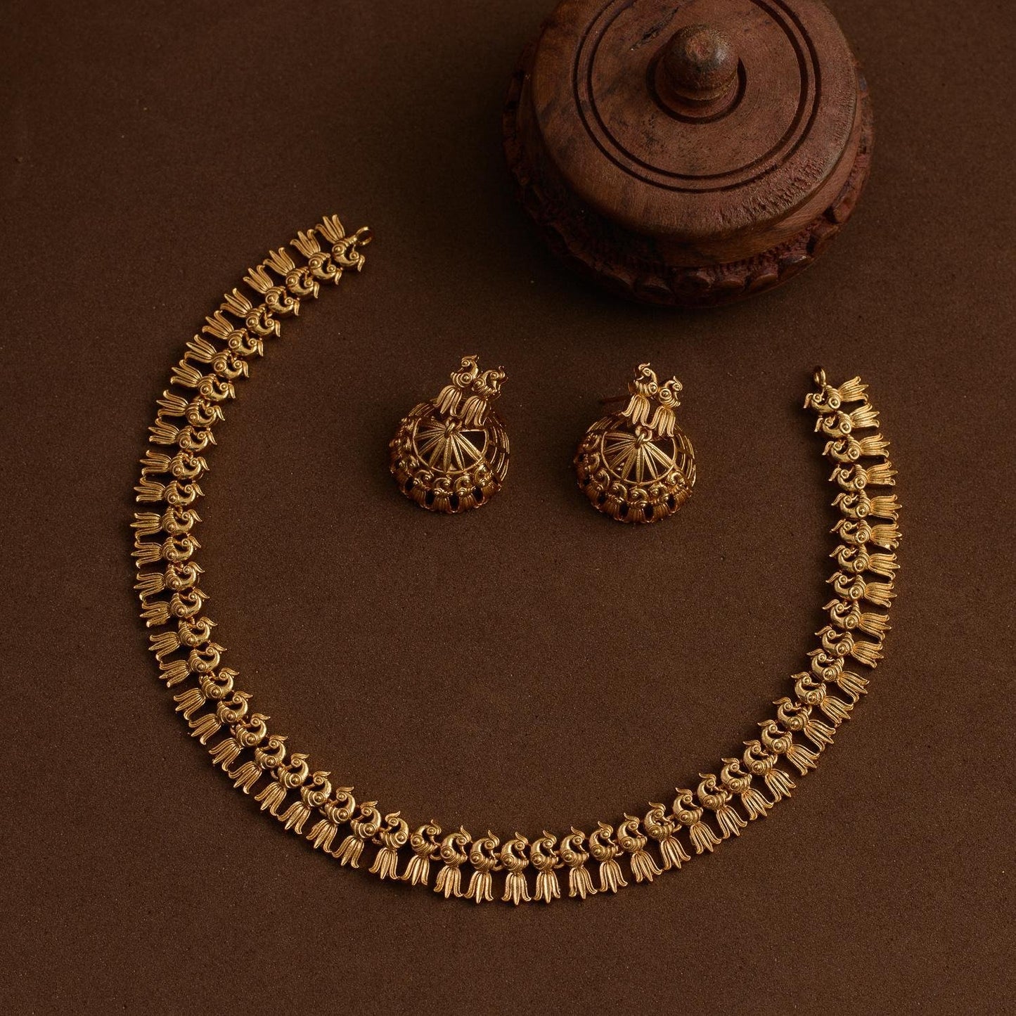 narayani neckpiece - Onam