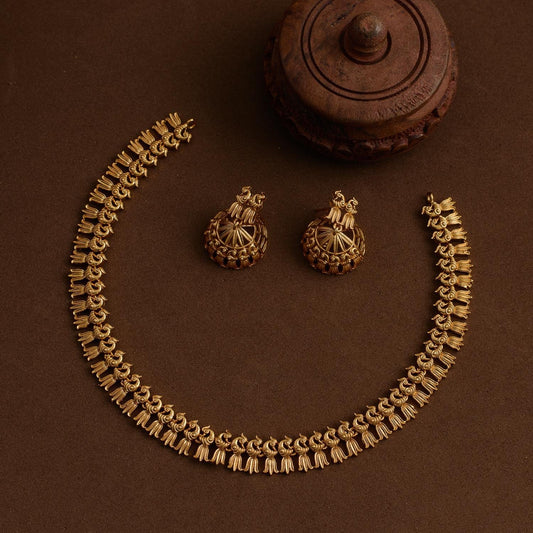 narayani neckpiece   - Onam