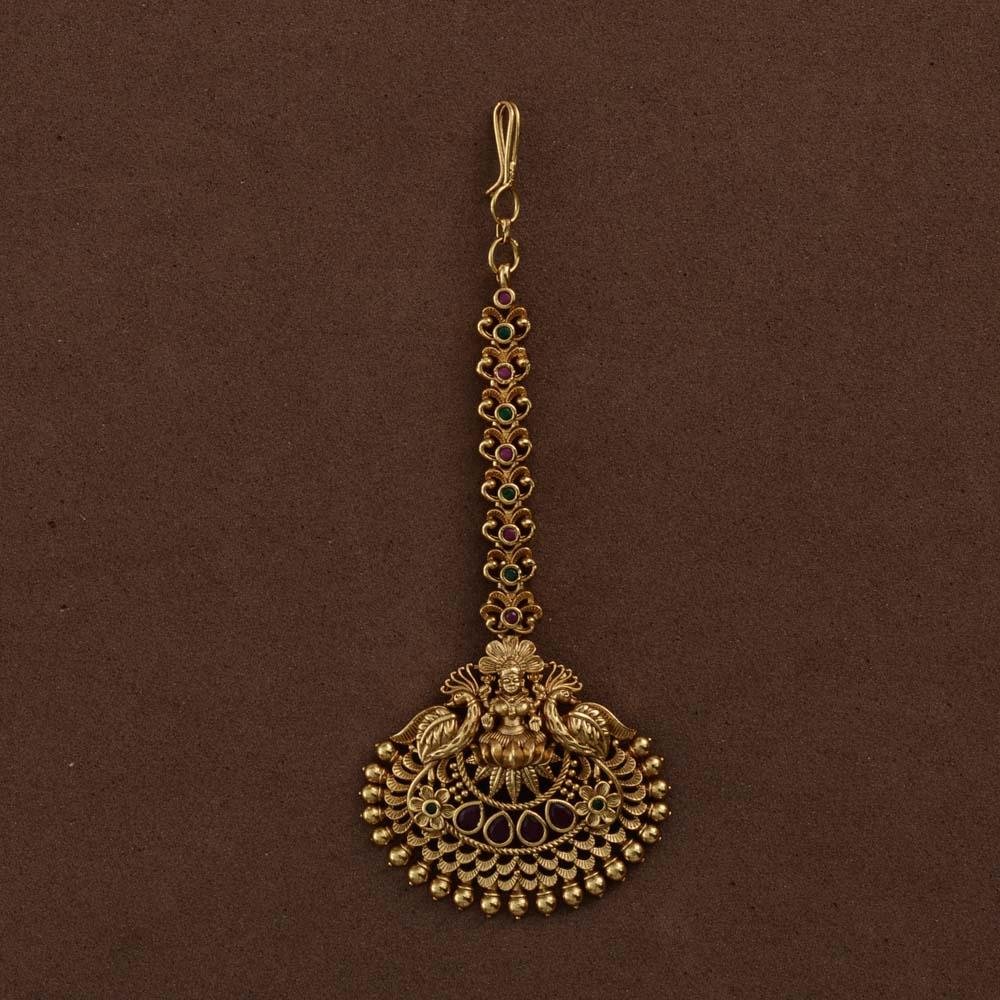 nakshi tikka