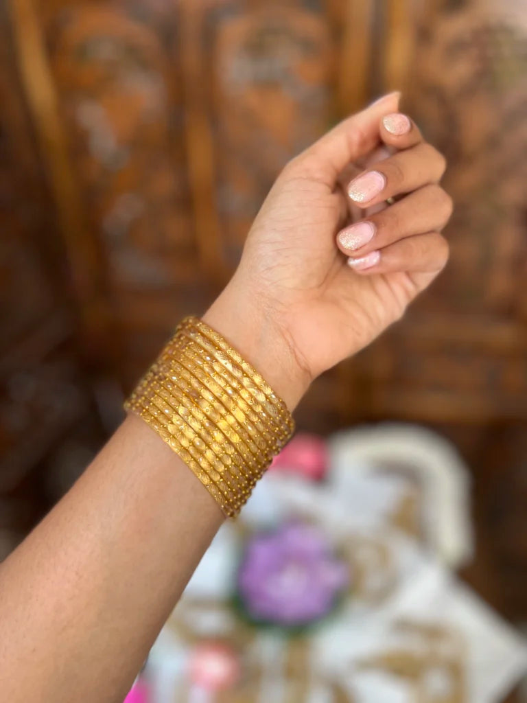 Rain drop bangle - [ gold ] - Aadhira- Diamond