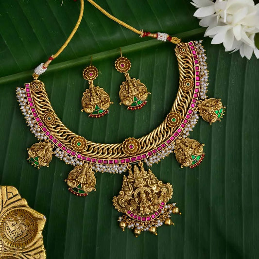 Pothigai jadau neckpiece