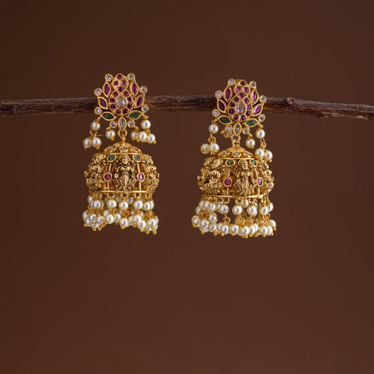 Tamara Lakshmi jhumka