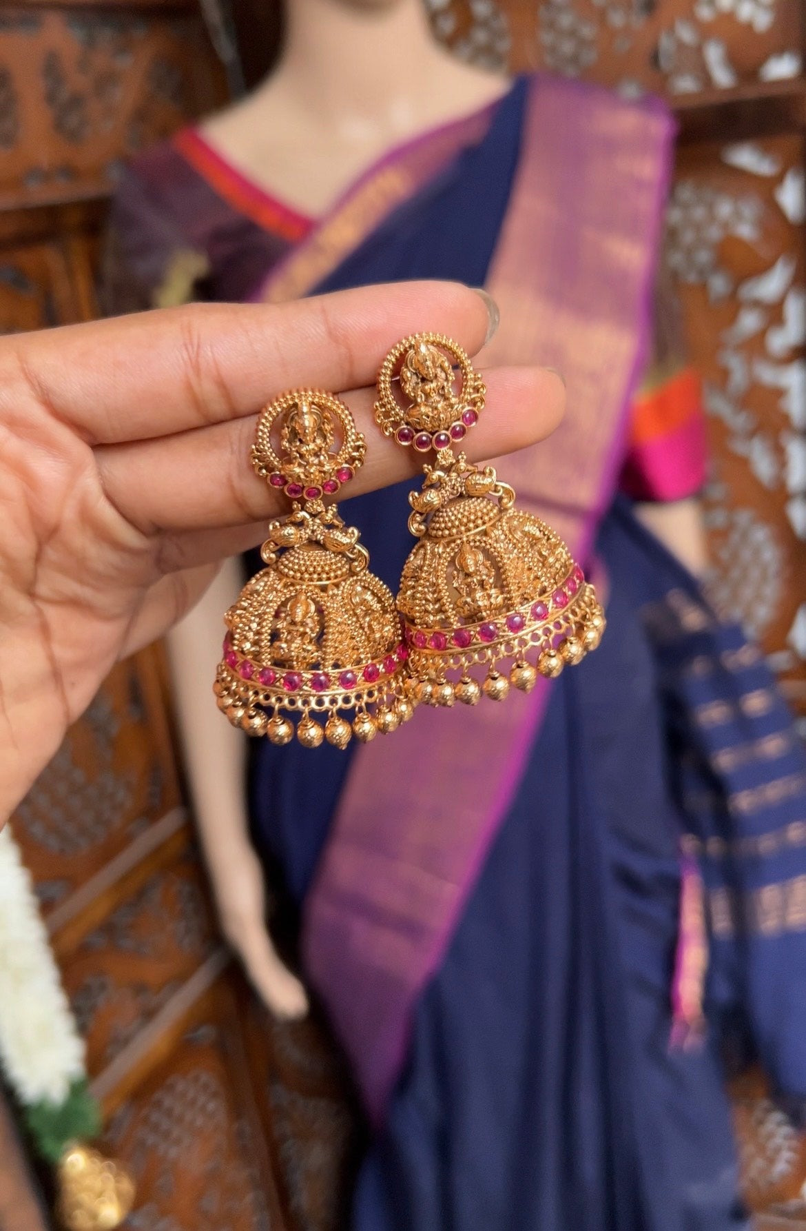 Lakshmi kooda jhumka - Suki