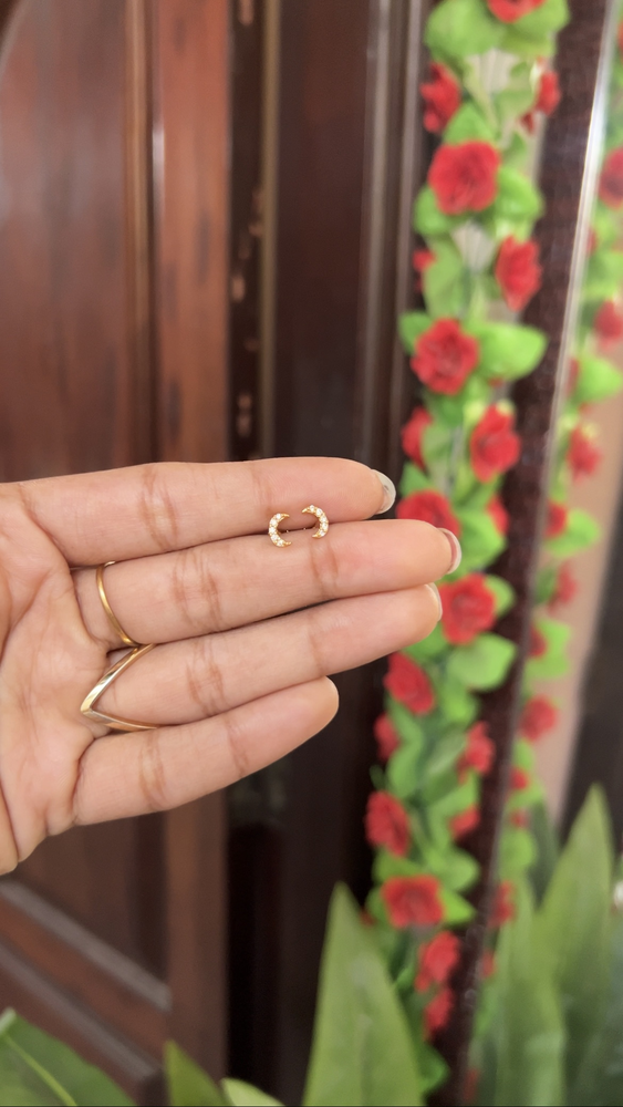 Baby earstud