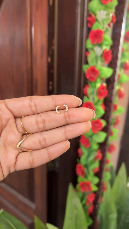 Baby earstud