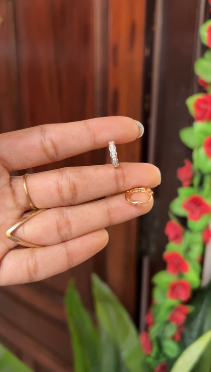 Hoop earring - gold