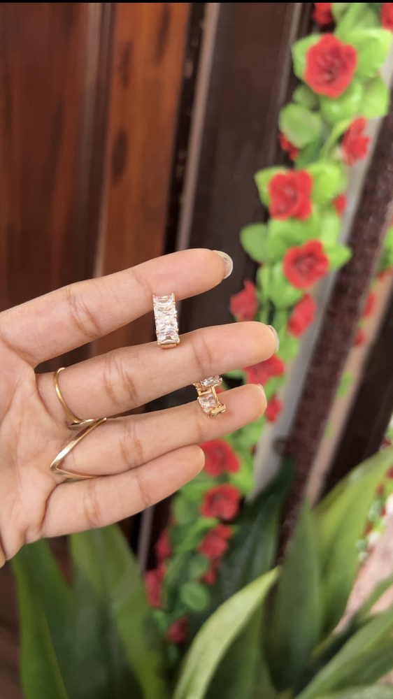 Hoop earring - gold
